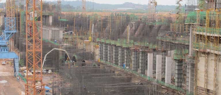 The Jirau dam under construction. Photo courtesy of International Rivers