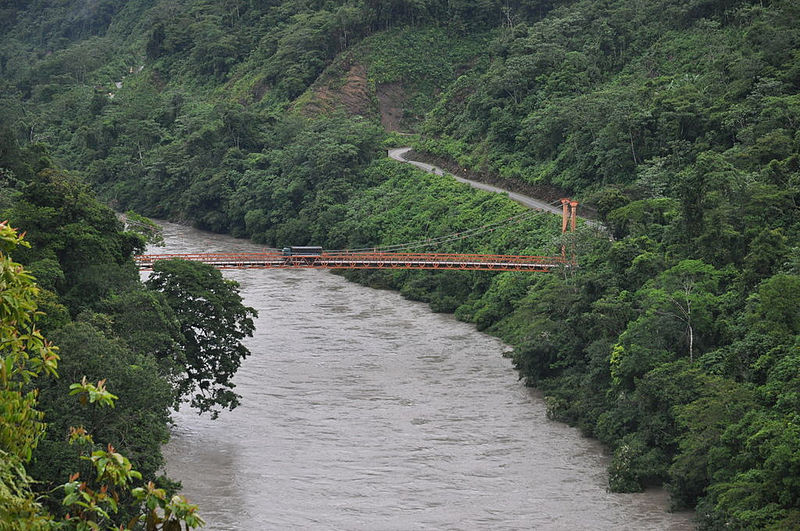 The Inambari River, Peru. A recent study used the now-cancelled Inambari dam as a case study of how well business decisions reflect their stated commitment to sustainability. The study concluded that there were significant shortcomings in the Inambari dam Environmental Impact Assessment process. Photo © Barbara Fraser