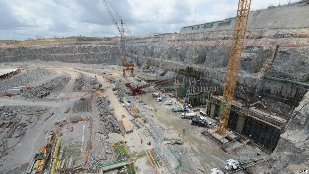 The Belo Monte dam under construction. In a 2011 binding agreement with Brazil, the Norte Energia Consortium agreed to pay US$1 billion to Altamira residents, including 9 indigenous groups, in compensation for one of the world's largest hydroelectric projects. Photo courtesy of Agencia Brasil
