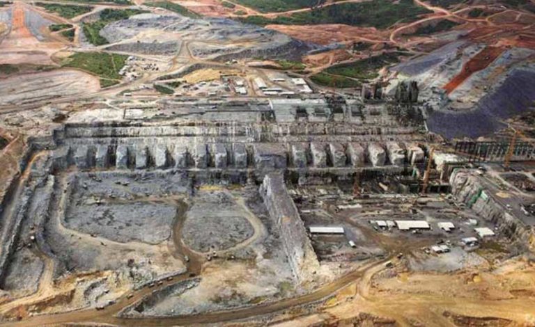 The Belo Monte dam under construction in Pará, Brazil. Media coverage helped to make this infrastructure project one of the most controversial in the country’s history. The mega-dam was built anyway, doing significant harm to the environment and to indigenous and traditional communities in the region. Photo courtesy of International Rivers