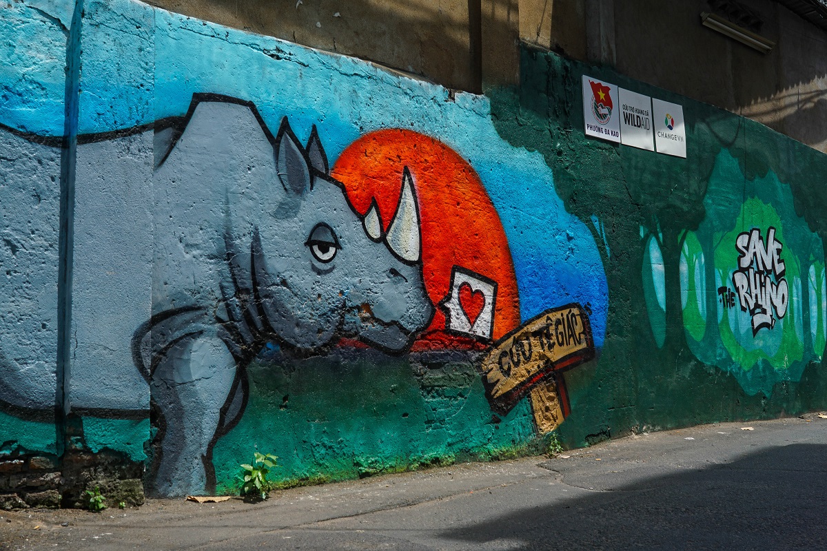 A graffiti picture that is part of a campaign to save the rhino in Ho Chi Minh City, Vietnam. Photo by Michael Tatarski for Mongabay.