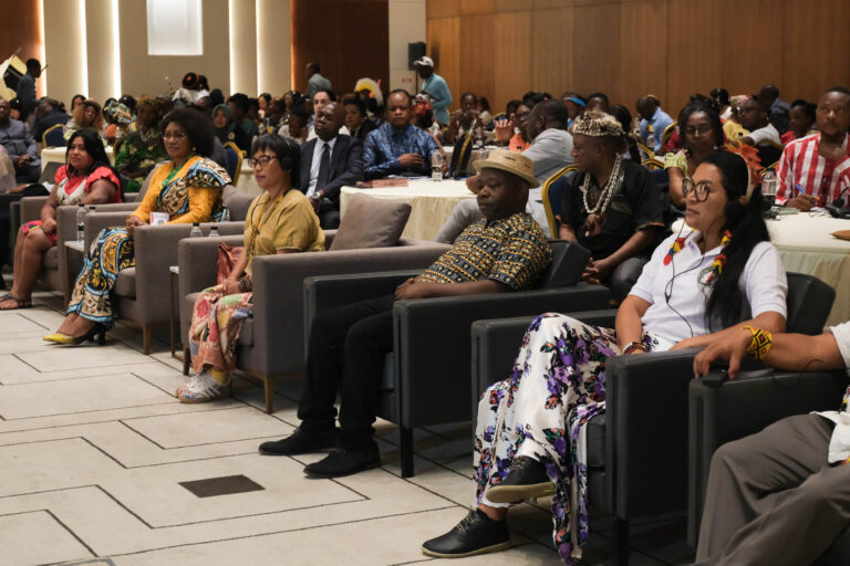 Indigenous and local community leaders from major tropical basins at the first congress. Image by Maribel Arango.